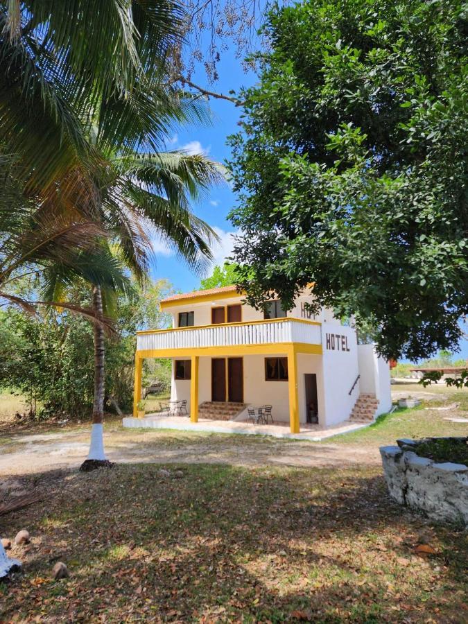 Hotel Templo Maya Xpujil Kültér fotó